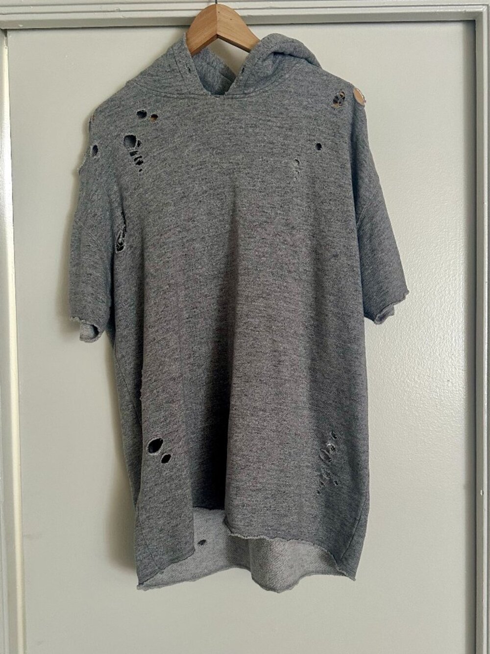 PacSun Grey Distressed Short Sleeve Hoodie Shirt Medium Yeezy Style Raw Hem